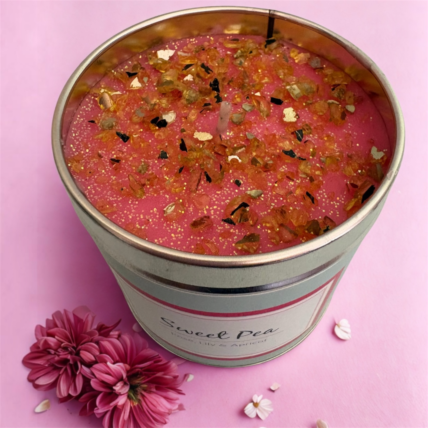 Sweet Pea Candle - Rose, Lily & Apricot Scented Tin Candle